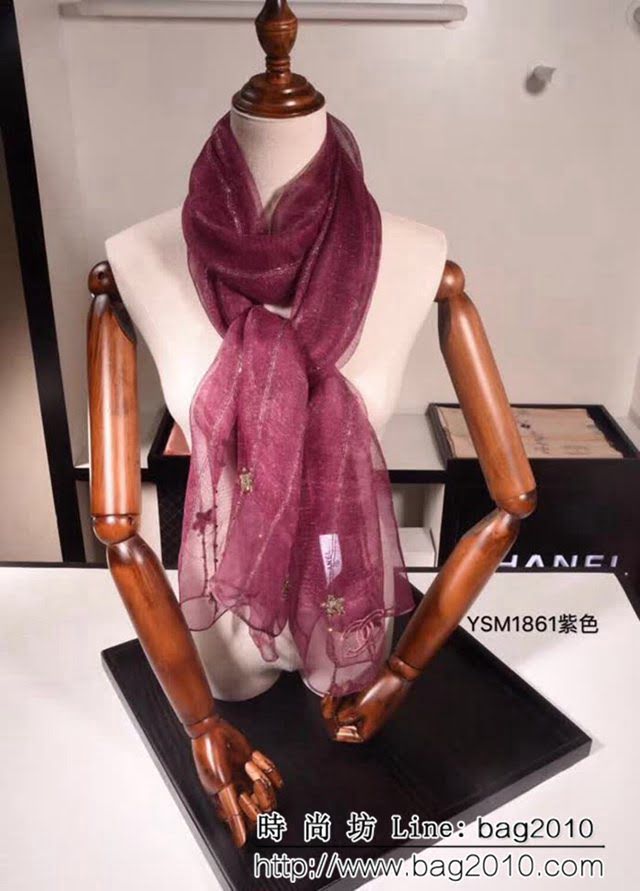 CHANEL香奈兒 2018秋冬專櫃刺繡真絲羊毛長圍巾 YSM1861 LLWJ6166